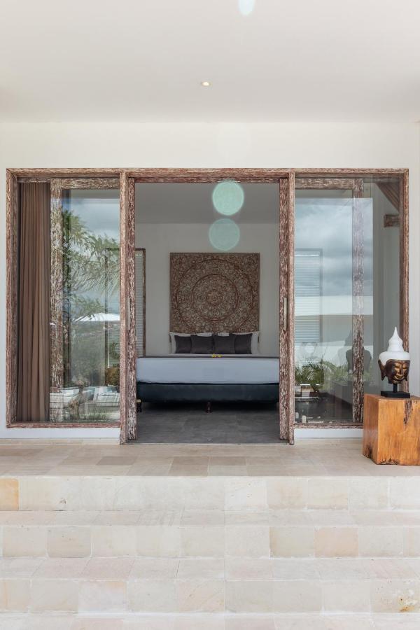 Villa Rasa Senang, With Private Cook And Pool Карангасем Экстерьер фото